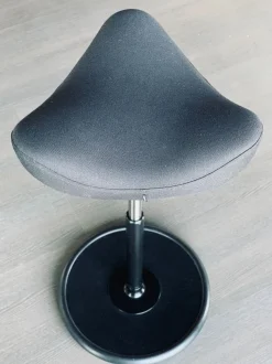 Sedia ergonomica Move Variér a prezzo Outlet