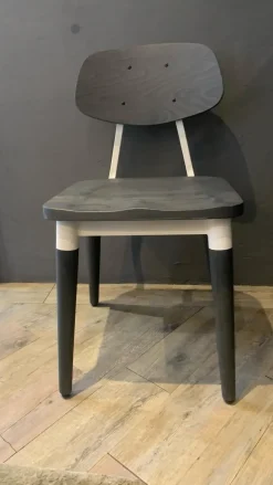 Sedia fissa School  di Dialma brown a prezzo scontato