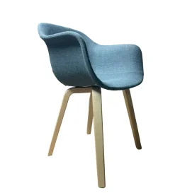 Sedia fissa Sedia substance con tessuto magis di Magis a prezzo scontato