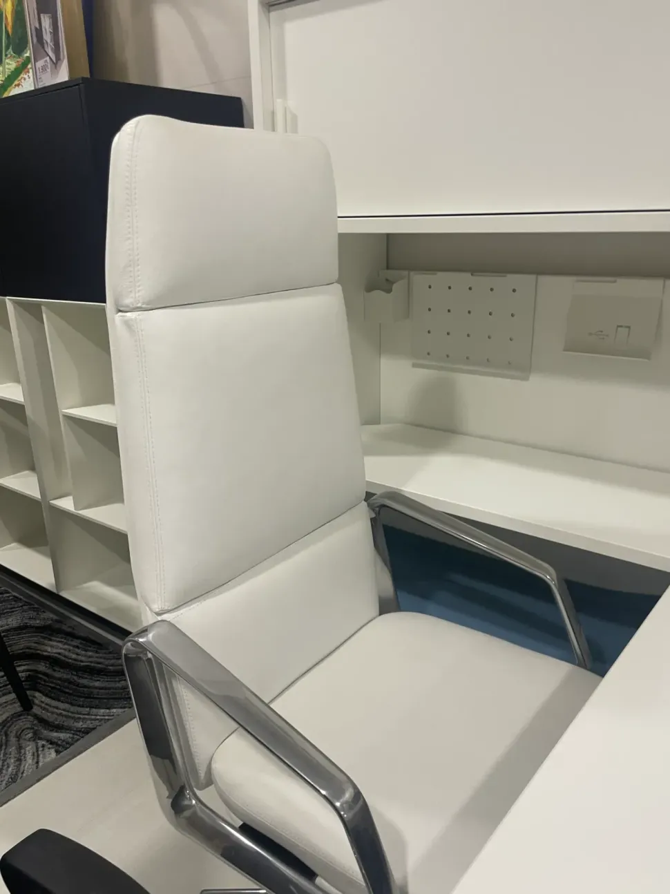 Sedia girevole Lead di Las mobili in Offerta Outlet