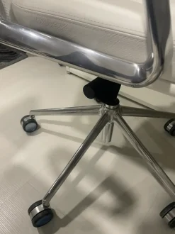 Sedia girevole Lead di Las mobili in Offerta Outlet