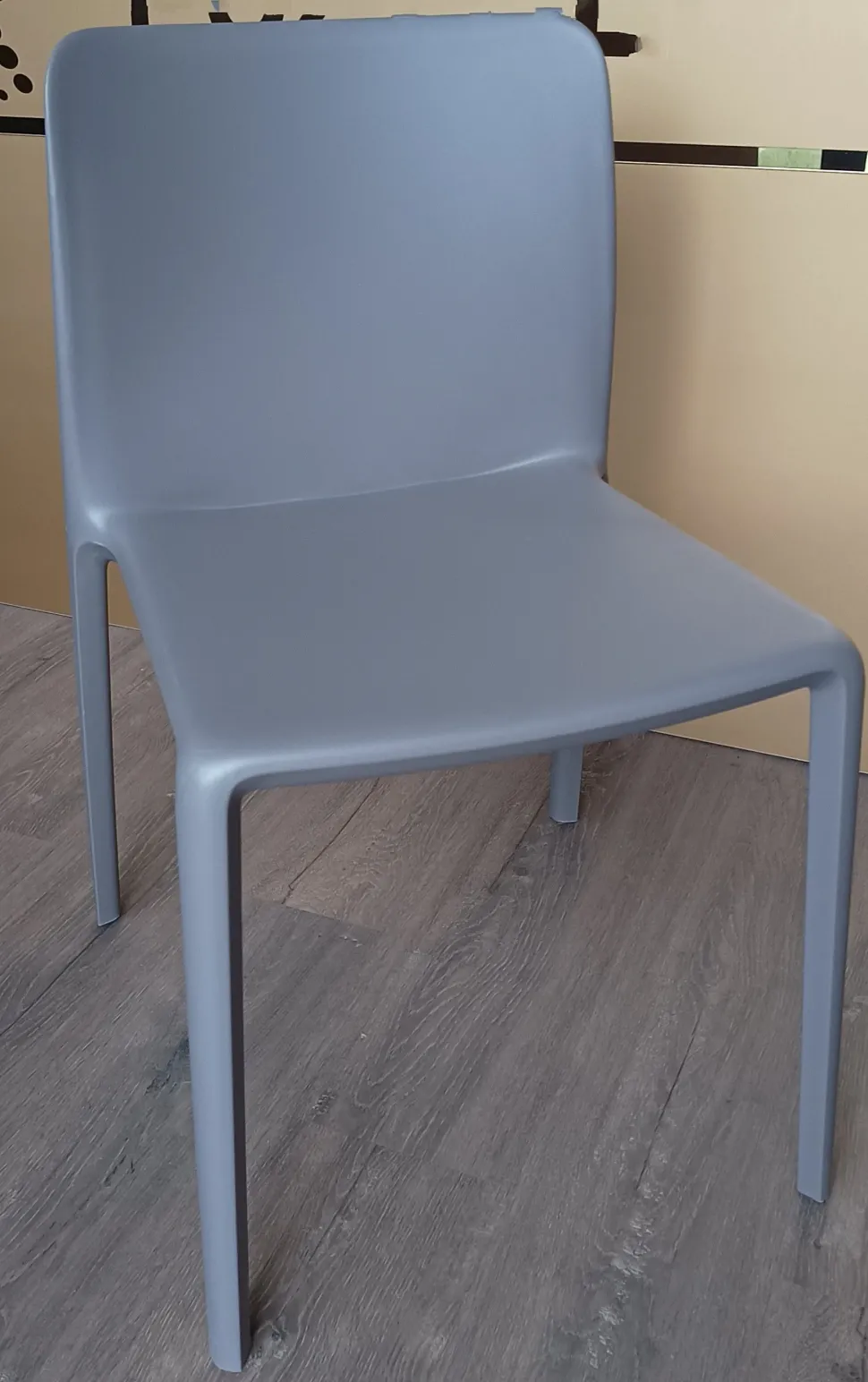 Sedia impilabile Lunea di Easyline a prezzo Outlet