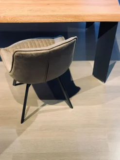 Sedia in ecopelle modello Sixty di Devina nais