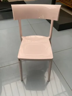 Sedia in laccata modello Catwalk di Kartell