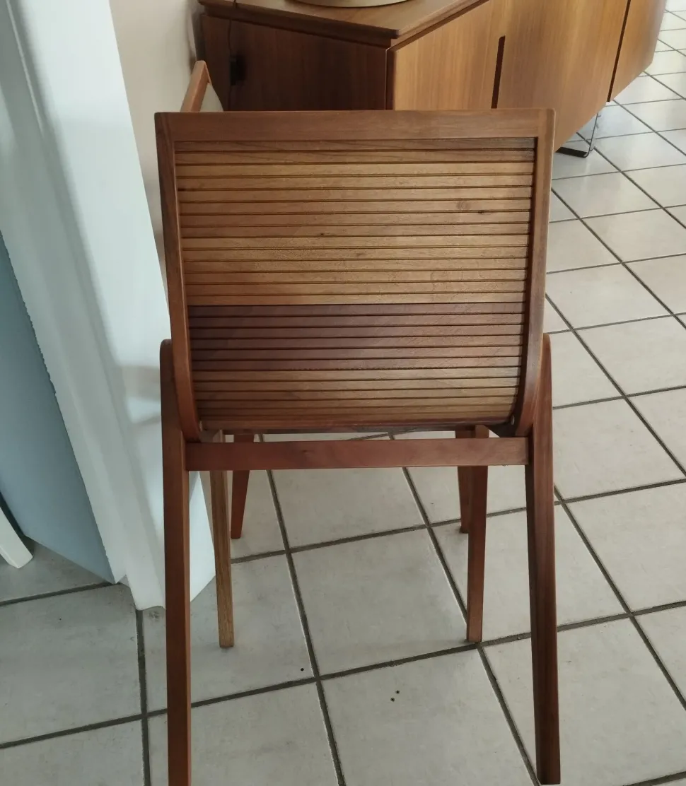 Sedia in pelle poltroncina Poltroncina arte brotto in pelle colore fango essenza noce scontata