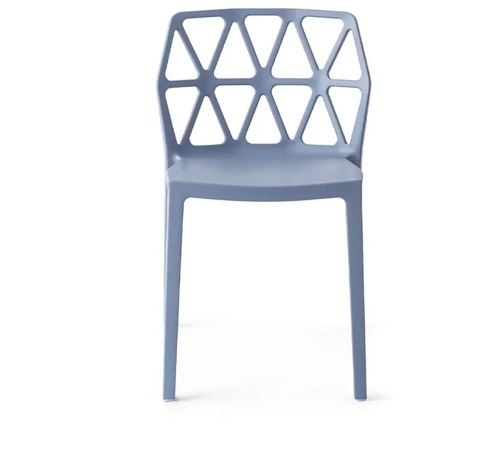 Sedia in plastica modello Alchemia di Connubia