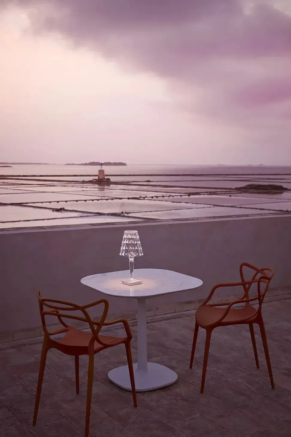 Sedia in plastica modello Masters di Kartell