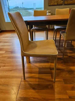 Sedia in tessuto con schienale alto Sedie bontempi modello nata scontata