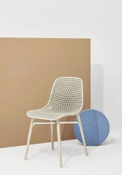 Sedia Infiniti Next: design moderno, prezzi outlet!