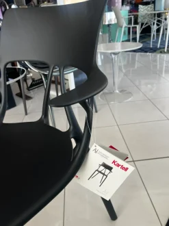 SEDIA Kartell A i a PREZZO OUTLET