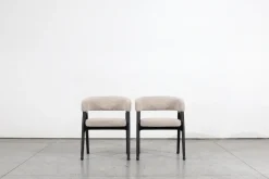 Sedia modello Corinne di Baxter: richiedi ora il prezzo riservato