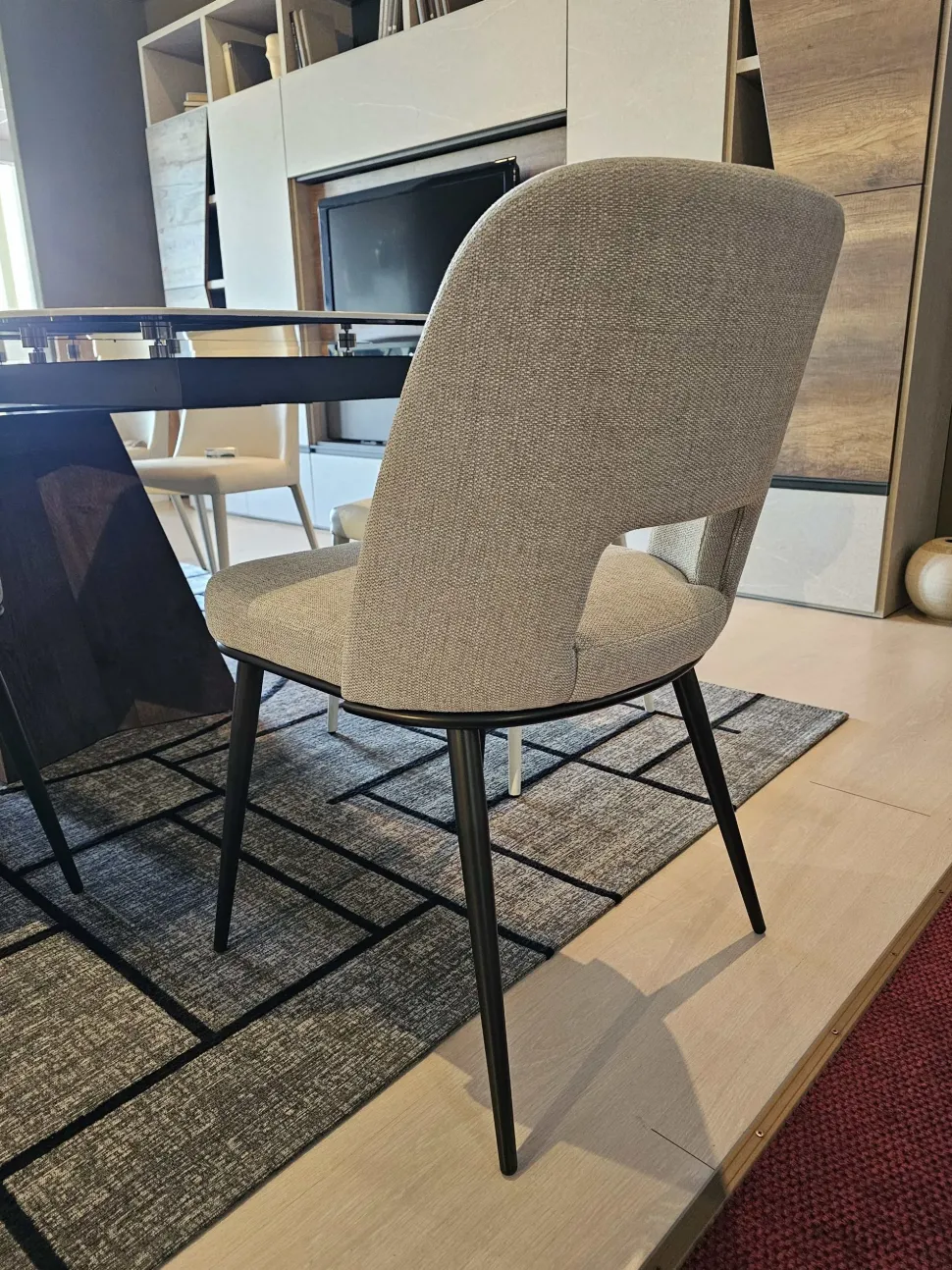 Sedia modello Foyer di Calligaris: scopri il prezzo riservato