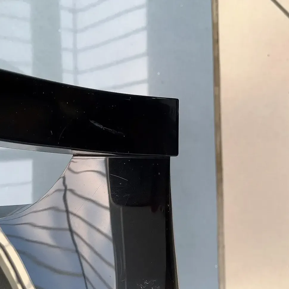 Sedia modello Lou lou ghost con braccioli di Kartell