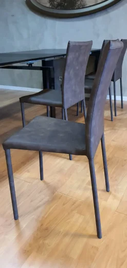 Sedia modello Premiere a marchio Ozzio scontata del 64%