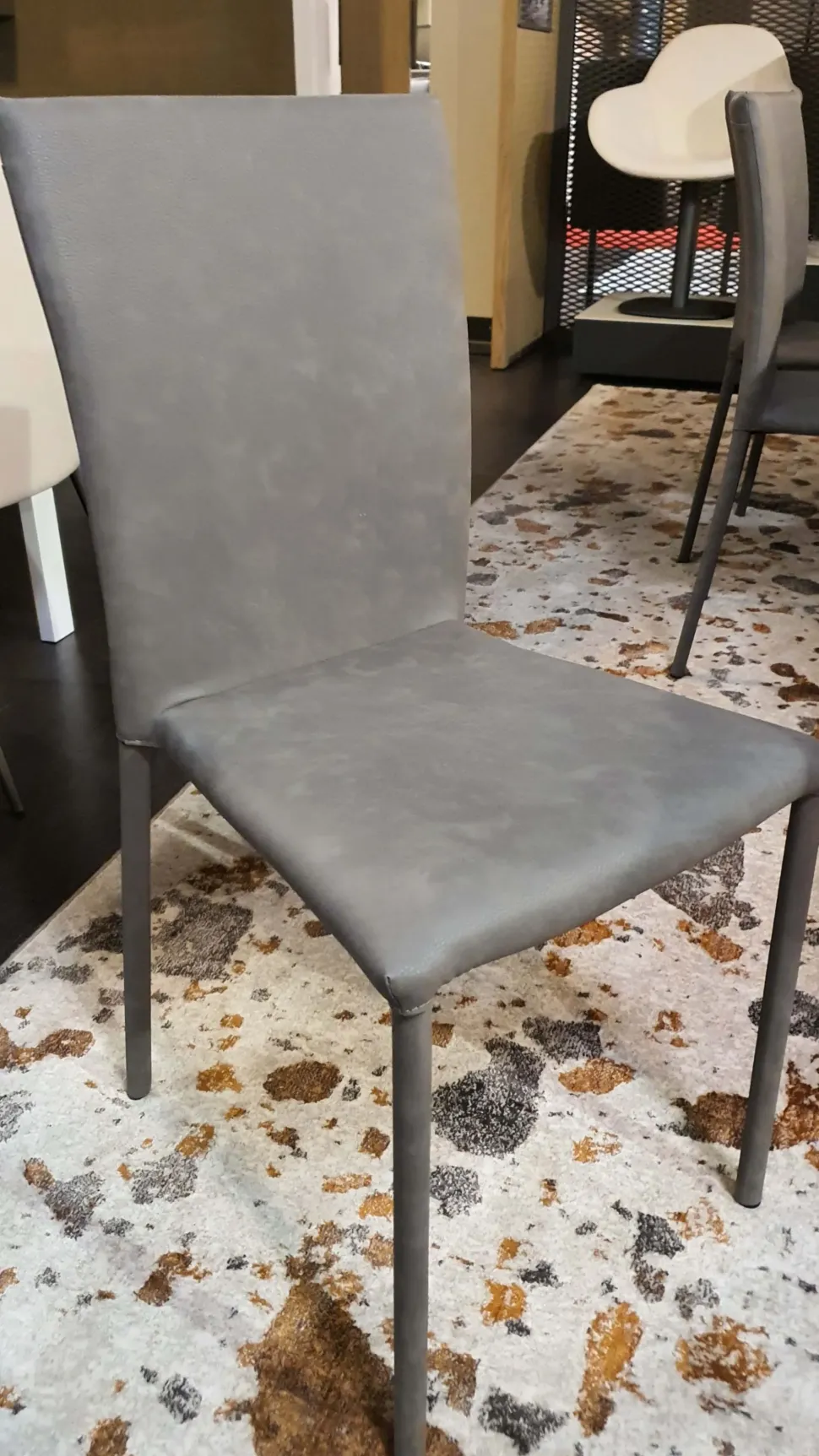 Sedia modello Premiere nabuk da soggiorno di Ozzio -69%