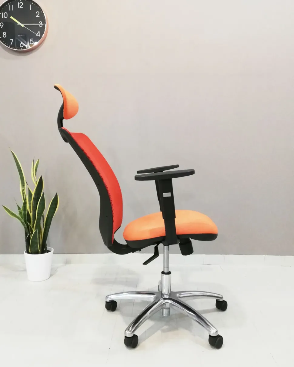 Sedia operativa in altro Operativa ergonomica qtre + 2 sedie attesa a marchio Collezione esclusiva in offerta