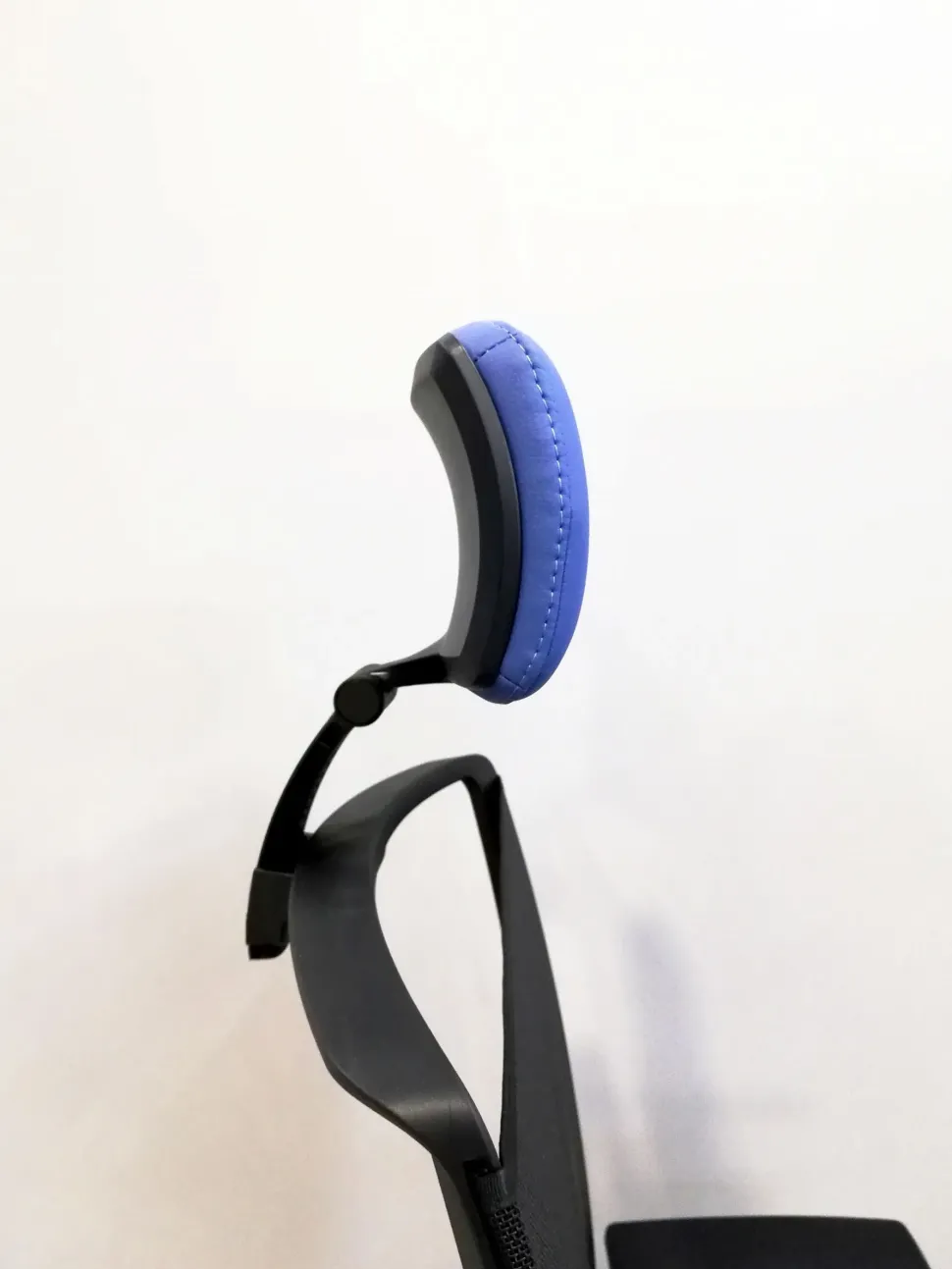 Sedia operativa in ecopelle Ciak rete con poggiatesta Las mobili con forte sconto