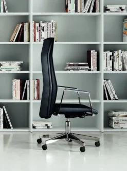 Sedia operativa in ecopelle Athena direzionale + 2 sedie slitta Las mobili con forte sconto