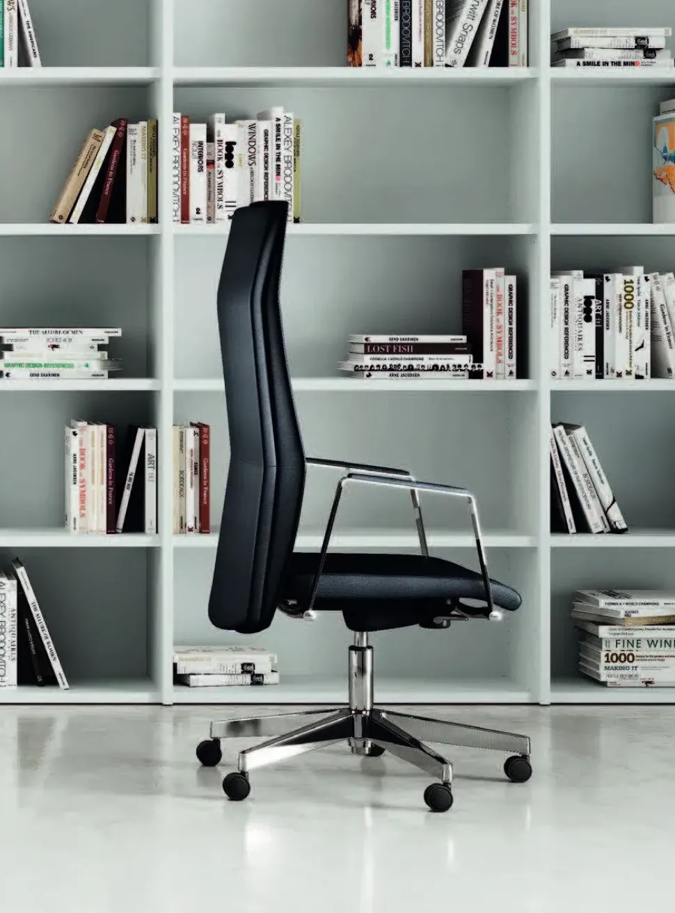 Sedia operativa in ecopelle Athena direzionale + 2 sedie slitta Las mobili con forte sconto