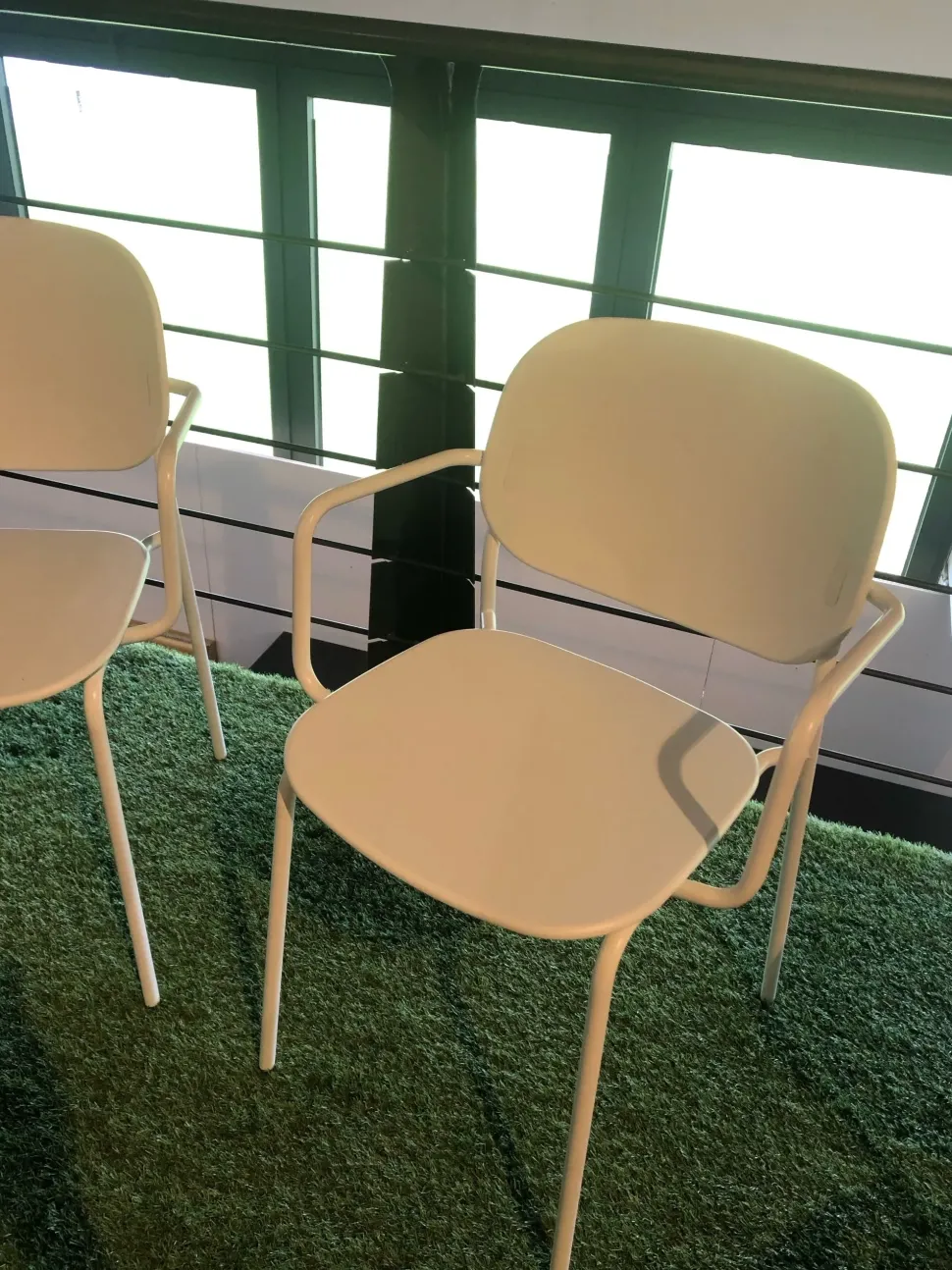 Sedia per l'esterno Yo! a marchio Connubia con forte sconto