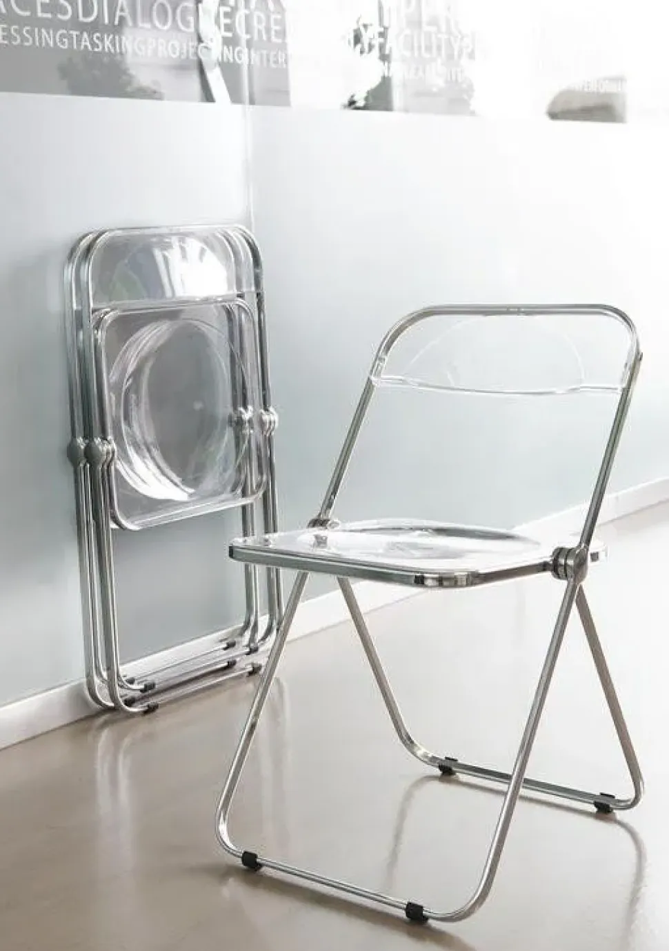 Sedia pieghevole Plia di Castelli a prezzo scontato