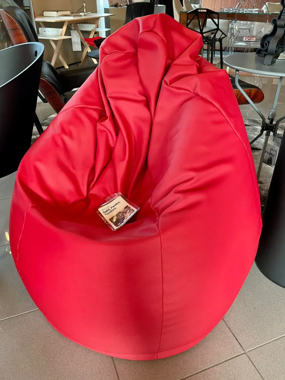 Sedia Poltrona zanotta sacco grande vip di Zanotta in OFFERTA OUTLET -26%