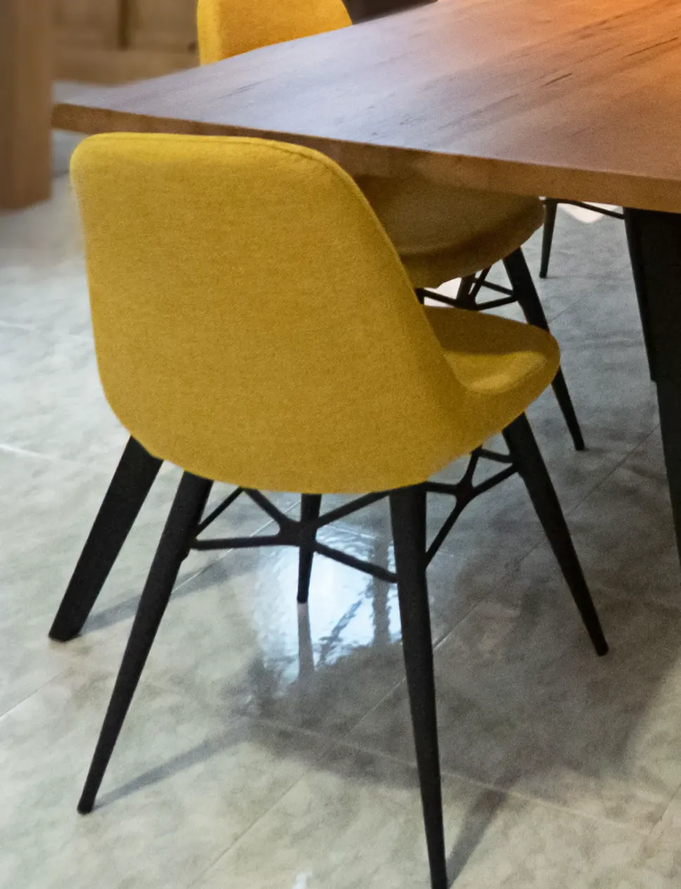 Sedia poltroncina Kira di Artigianale a prezzo Outlet