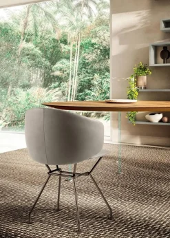 Sedia poltroncina Ruffle lago di Lago a prezzo scontato