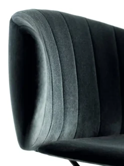 Sedia poltroncina Ruffle lago di Lago a prezzo scontato