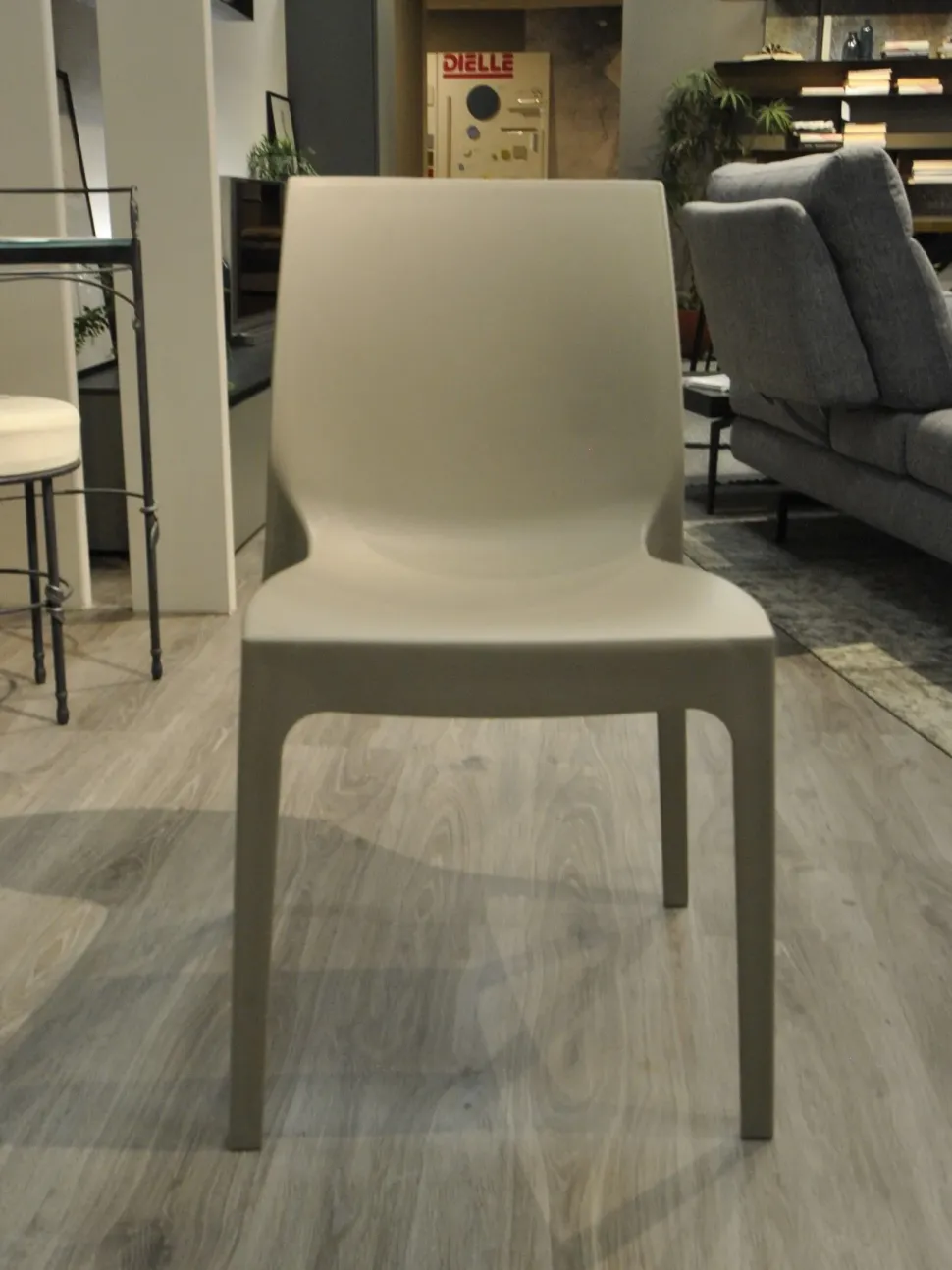 Sedia Quattro sedie falena velvet di La seggiola in OFFERTA OUTLET -20%