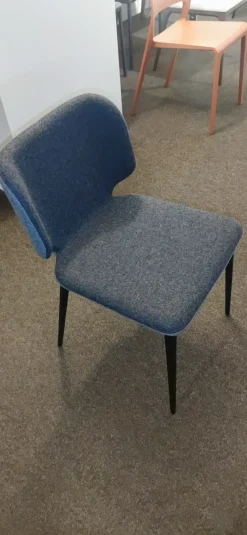 Sedia senza braccioli modello Wrap s m ts a prezzo riservato