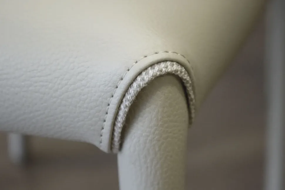 Sedia senza braccioli Naos di Artigianale in Offerta Outlet