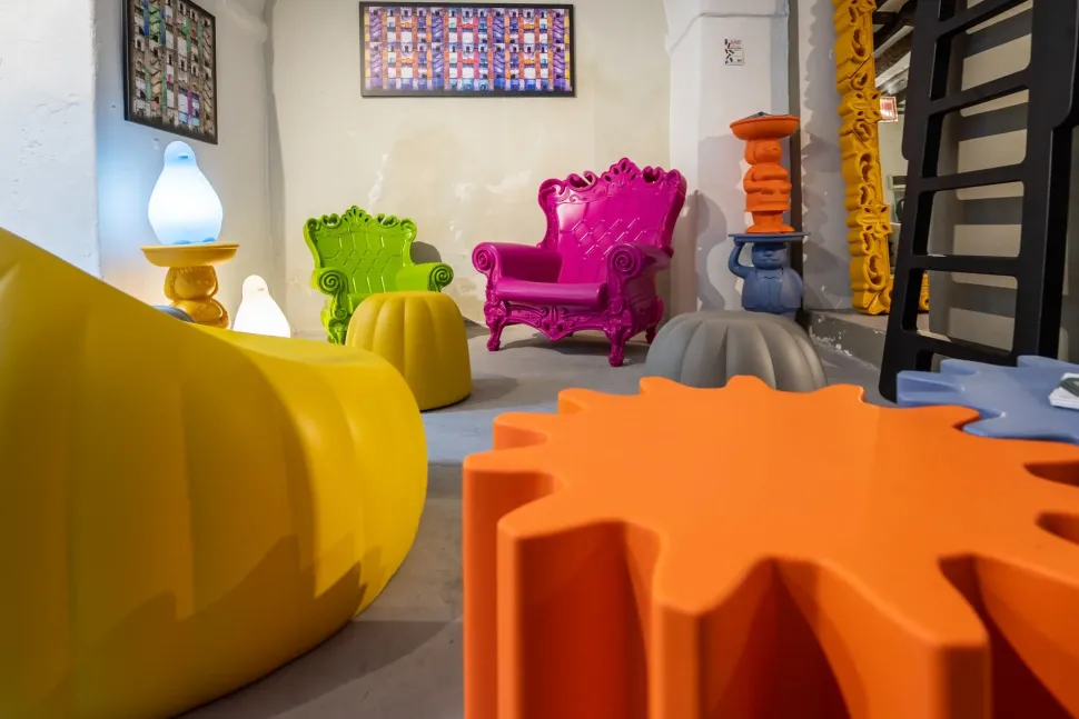 SEDIA Slide Queen of love a PREZZO OUTLET