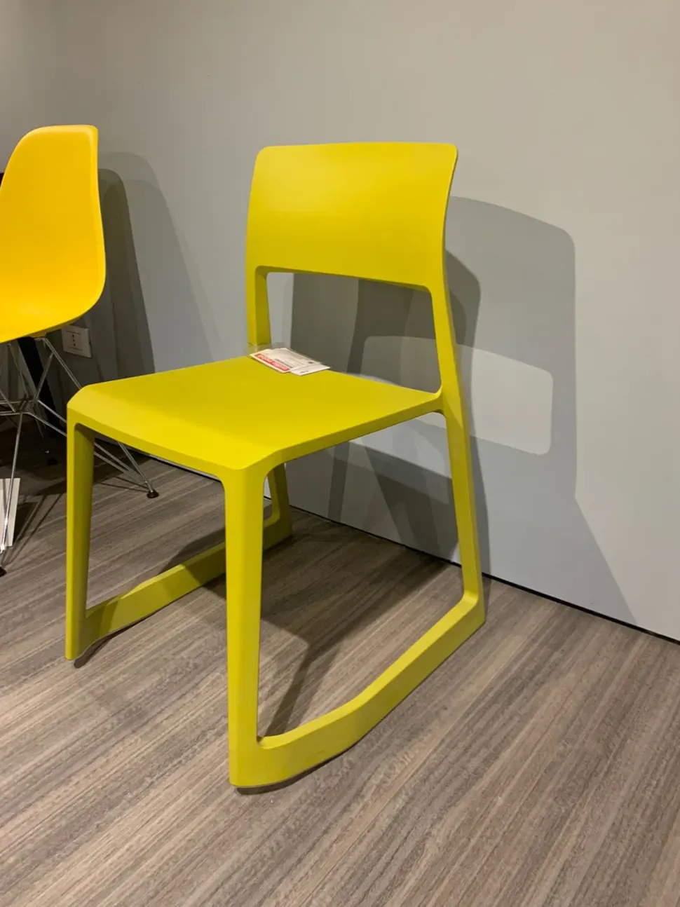 Sedia Tip ton di Molteni & c in OFFERTA OUTLET -30%