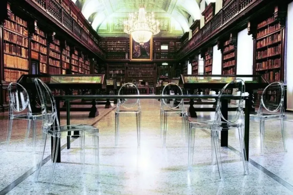 Sedia Victoria ghost Kartell SCONTATA a PREZZI OUTLET