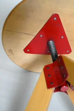 Sgabello a razze Giotto Zanotta a prezzi outlet