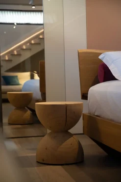 Sgabello Clessidra Riva 1920: senza braccioli, prezzo scontato!