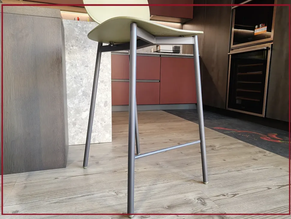 Sgabello con 4 gambe Tata 6 young Point house a prezzi convenienti