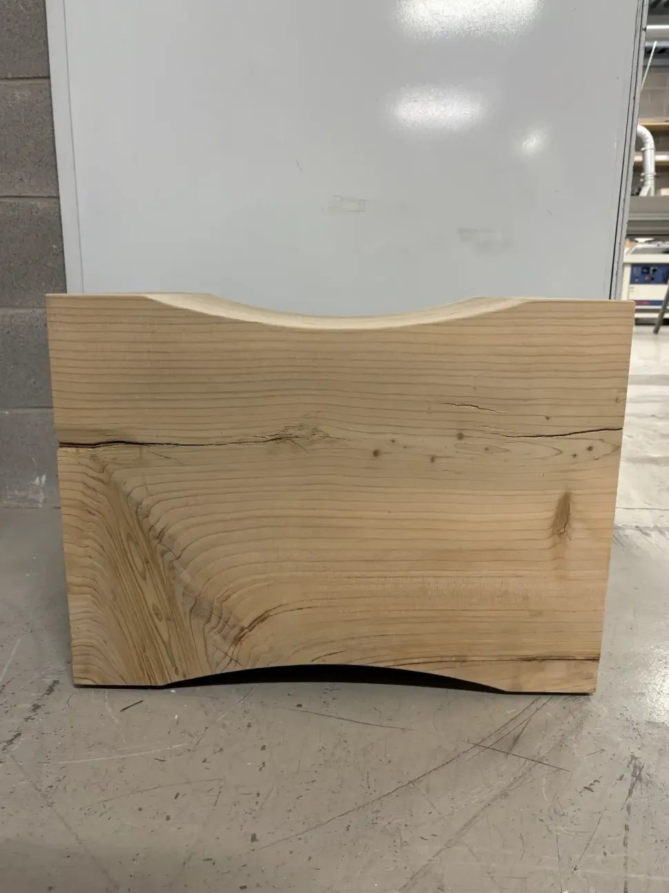 Sgabello con base centrale Temperino Riva 1920 in offerta