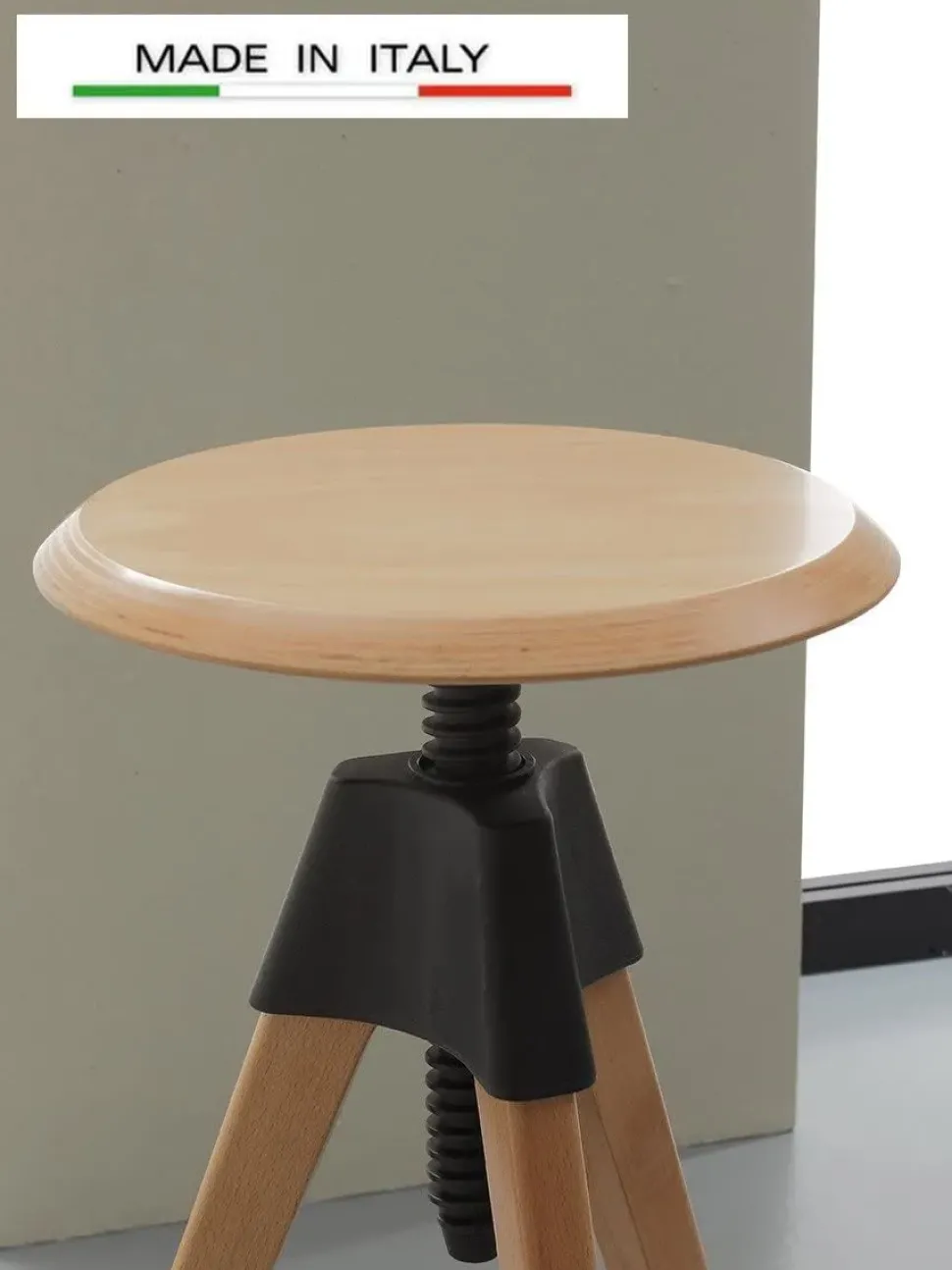 Sgabello Laseggiola modello Giotto