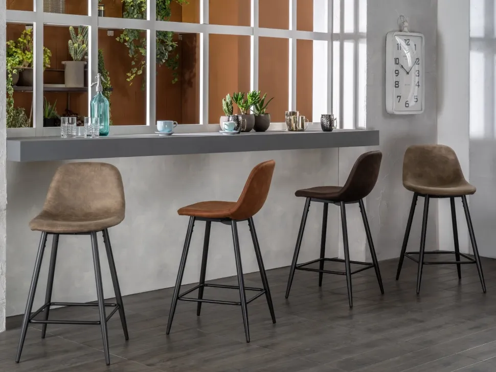 Sgabello modello Brigitte Stones SCONTATO a PREZZI OUTLET