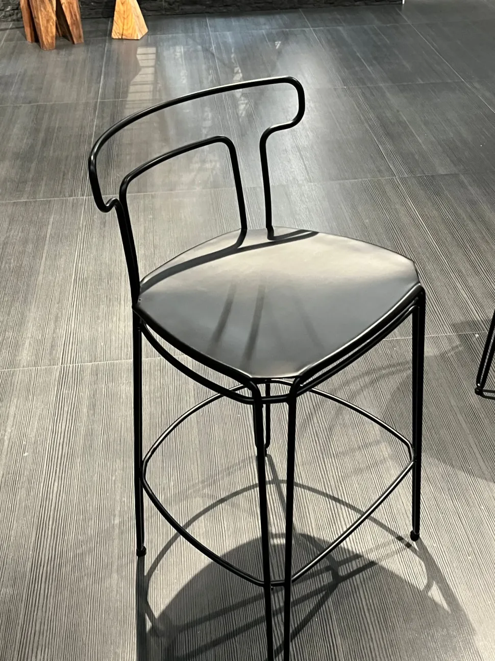 Sgabello modello Jackie Colico SCONTATO a PREZZI OUTLET