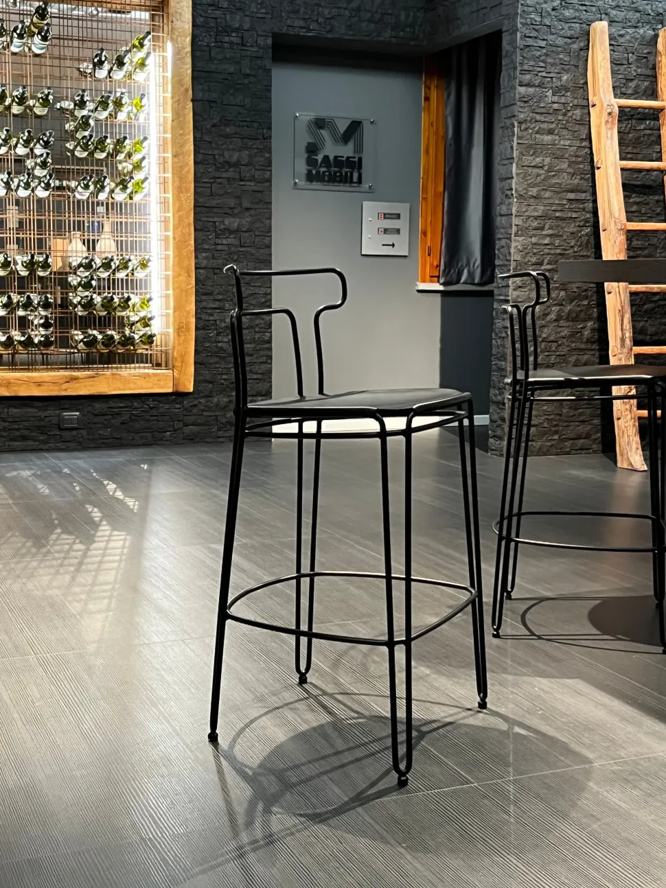 Sgabello modello Jackie Colico SCONTATO a PREZZI OUTLET