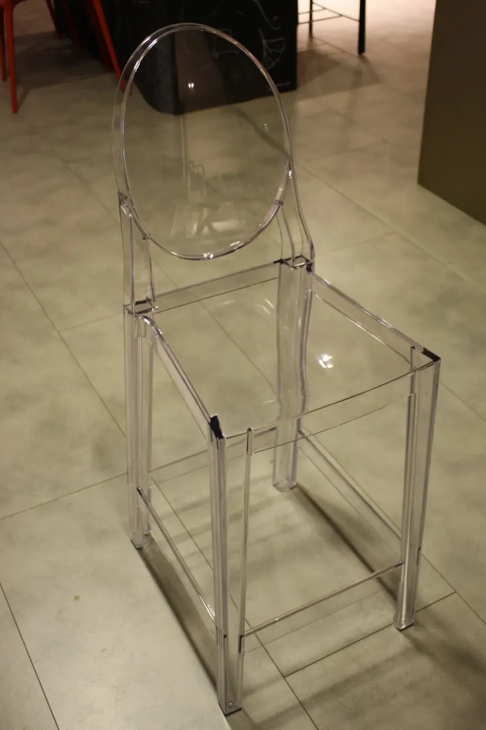 Sgabello modello One more Kartell SCONTATO a PREZZI OUTLET