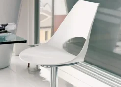 Sgabello modello Shark Bontempi SCONTATO a PREZZI OUTLET