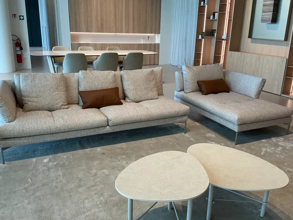 Sgabello Olos too Bonaldo con base centrale convenienti