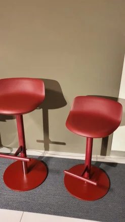 Sgabello senza braccioli Tulij Calligaris a prezzo scontato