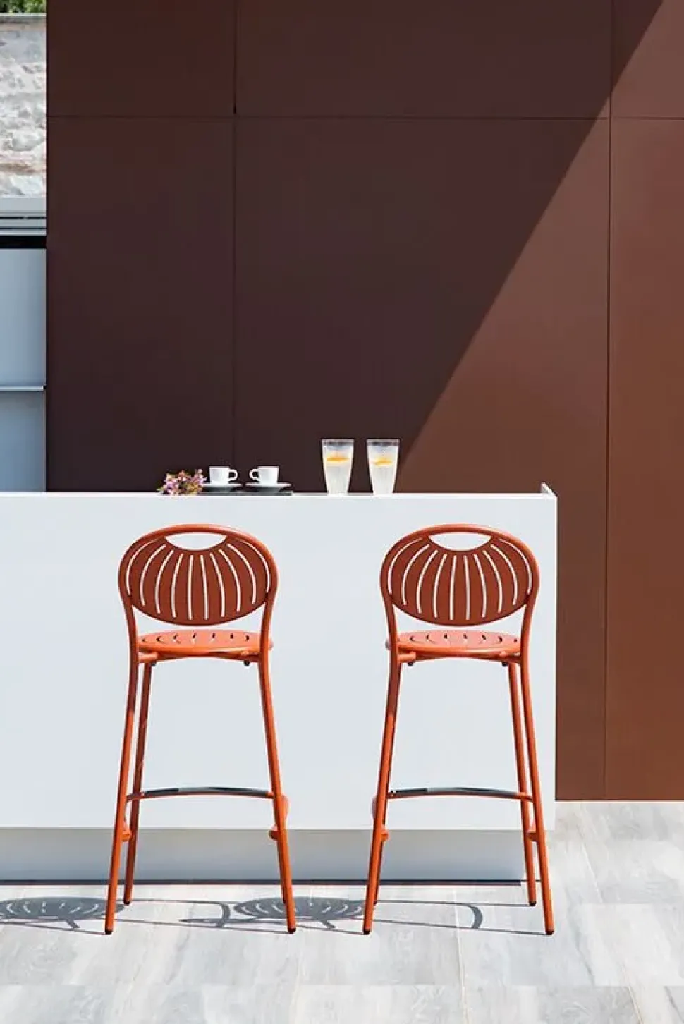 Sgabello senza braccioli Coupole Emu a prezzo ribassato