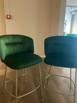 Sgabello Sgabello sweel Calligaris a prezzo scontato