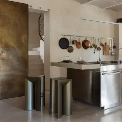 Sgabello Uccio Mogg a prezzo ribassato